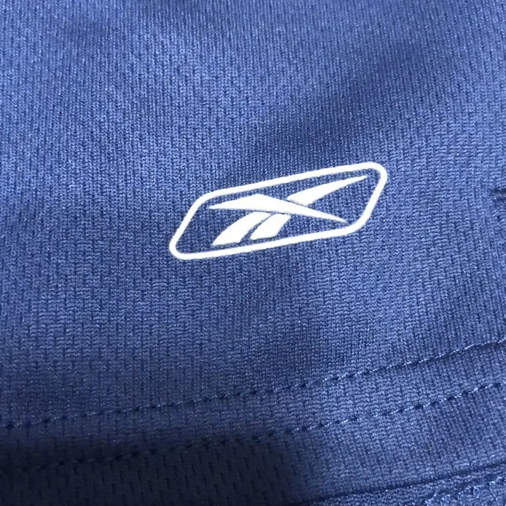 NWT Reebok Men’s Workout Shorts W/gray liner